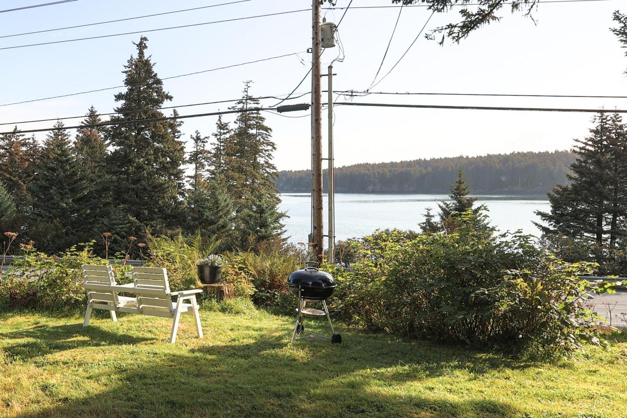 The Rogue Wave-Beach Access, Ocean Views, Private Kodiak Exterior photo